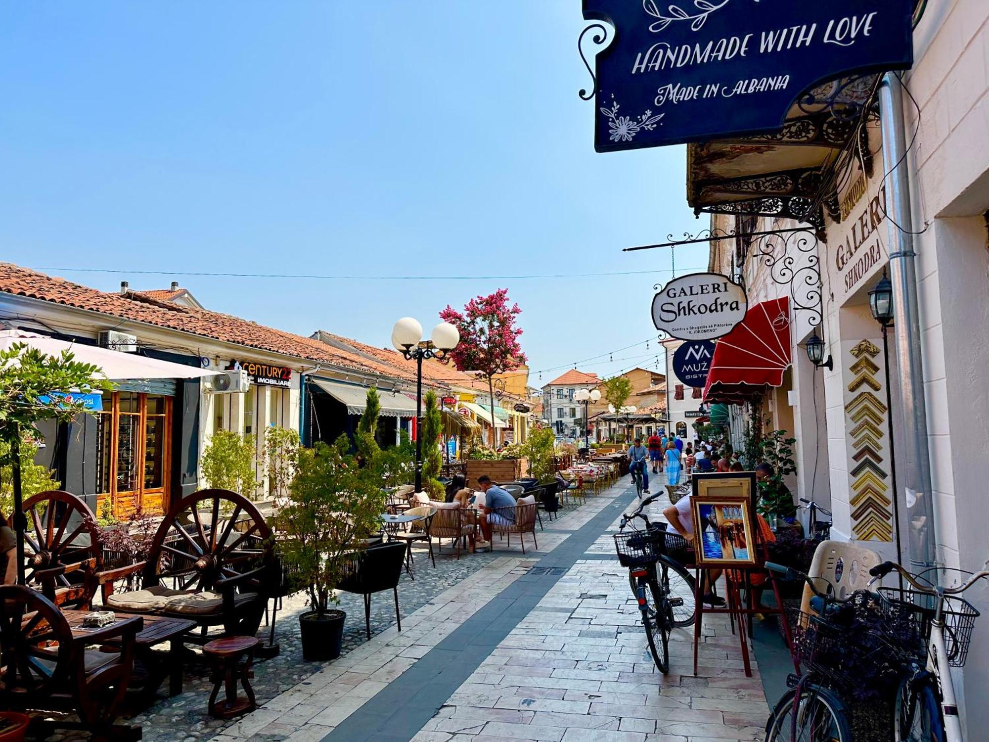 Js House Shkoder 2 Apartment Ngoại thất bức ảnh