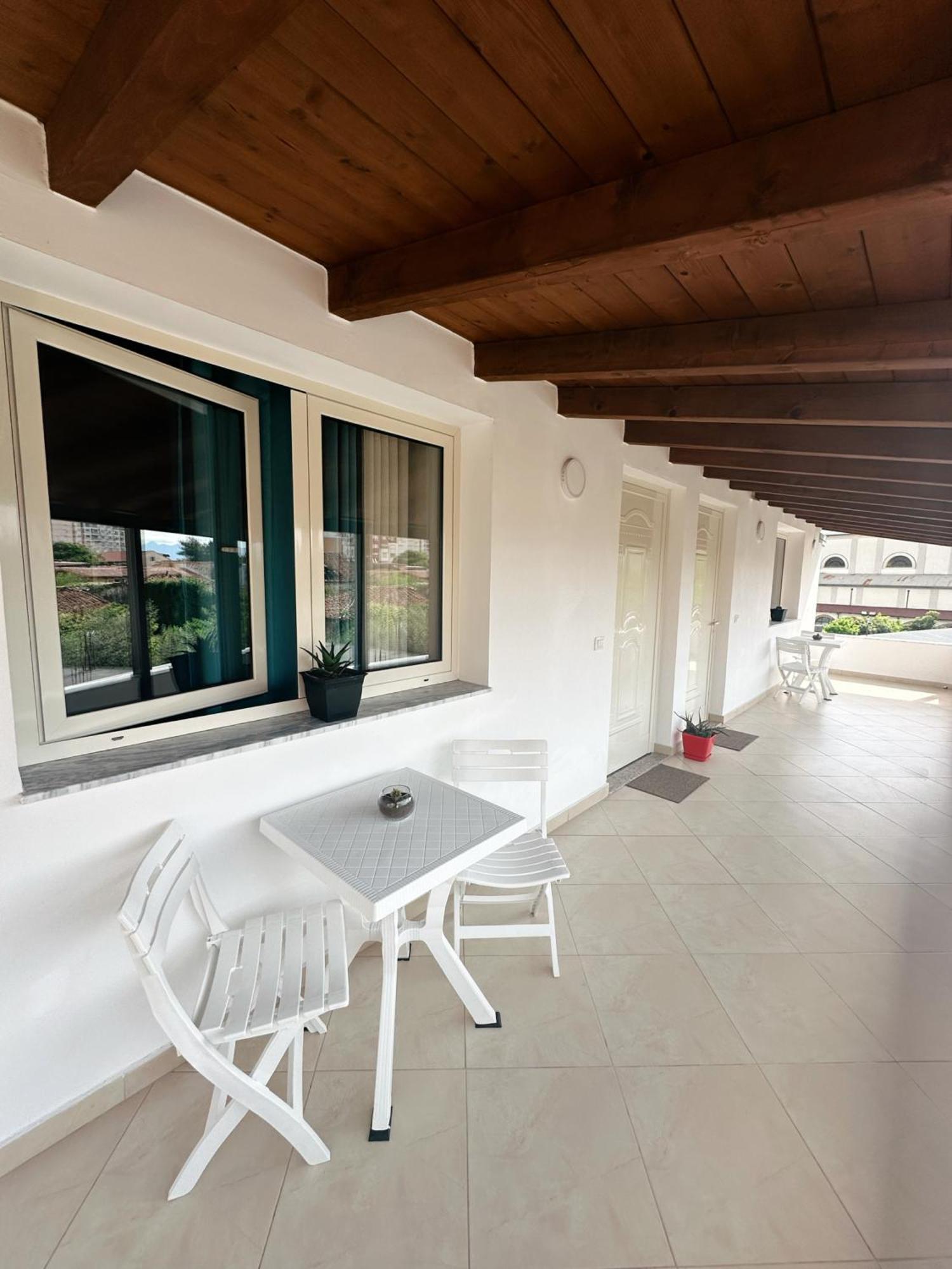 Js House Shkoder 2 Apartment Ngoại thất bức ảnh